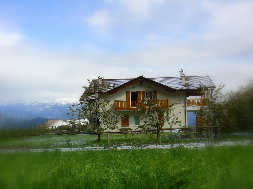 Agriturismo Girasole Fai della Paganella Luaran gambar